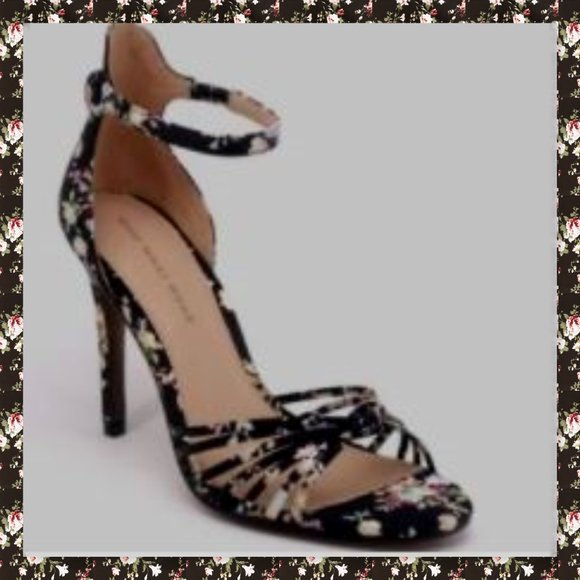Who What Wear Shoes - Who What Wear Floral Knotted Heels